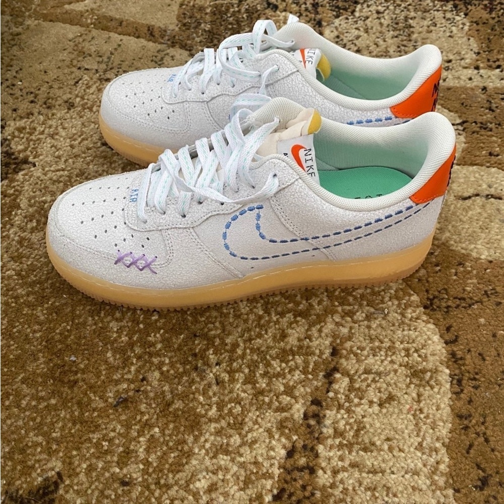 New in box Nike Air Force ‘07 LV8 - Picture 4 of 5